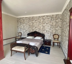 Двухкомнатный номер Люкс в Золотой лотос