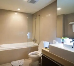 Двухместный люкс Executive c 1 комнатой двуспальная кровать в Aspen Suites Hotel Sukhumvit 2 Bangkok
