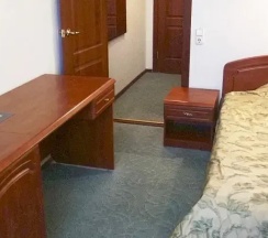 Одноместный номер Standard в 40 лет Победы