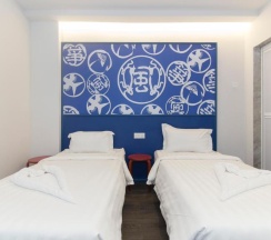 Двухместный номер Deluxe двуспальная кровать в Kitez Hotel & Bunkz - Hostel
