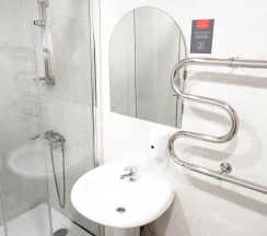 Номер стандарт с 5 односпальными кроватями в Smart Hotel KDO Челябинск