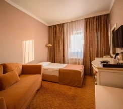 Двухместный номер Family двуспальная кровать в Казахстан