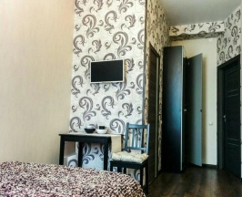 Двухместные апартаменты № 3 (двуспальная кровать) в Asmera Apartments