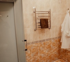 Стандартный номер (окнами во двор) в Brothershotel.ru