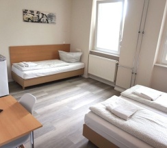 Трёхместные апартаменты в Apartment Hotel Wittenau