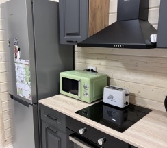 Двухместный семейный коттедж с видом на окрестности двуспальная кровать в Fraubu.camp