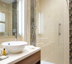 Номер категории «Улучшенный» с большой кроватью (King size) в Hilton Garden Inn Volgograd