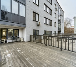 Комфорт №15 с террасой в Портал Апартментс