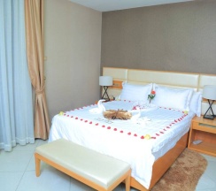 Одноместный номер Deluxe с балконом и с видом на город двуспальная кровать в Haven Hotel