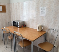 Трехместный номер с общим с/у в Логос