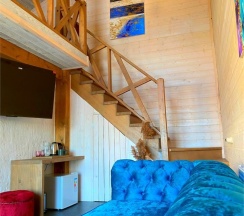 Кемпинг 6 в Вишня