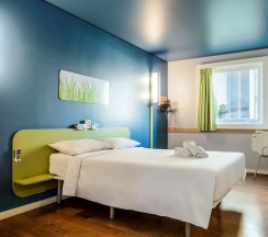 Двухместные апартаменты Standard двуспальная кровать в ibis budget BH Afonso Pena Savassi