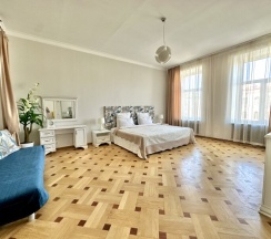 3ех комнатная квартира. пр. Невский д.63 в Goodrest