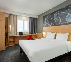 Номер Standard - с двуспальной кроватью в ibis Краснодар Центр