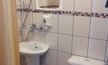 Номер стандарт с 1 двуспальной кроватью в Надежда