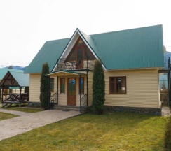 Коттедж 2-х этажный с кухней и камином в Орлиное гнездо