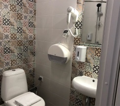 Семейный номер (до 3-х человек) с собственной ванной комнатой в Форвикс