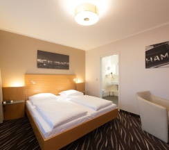 Двухместный номер Superior двуспальная кровать в Heikotel Hotel Windsor