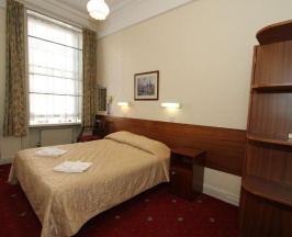 Трёхместный номер Standard в The Ridgemount Hotel