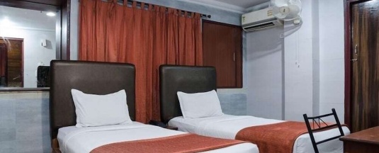 Двухместный номер Deluxe двуспальная кровать в Hotel Raj Palace