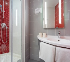 Номер Standard - с 2 односпальными кроватями в ibis Краснодар Центр