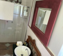 Двухместный семейный номер Standard двуспальная кровать в Whistlewood Guest House Walmer