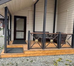 Четырехместный номер с балконом, террасой и видом на горы в Силагор