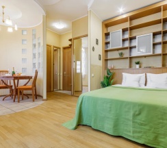 Апартаменты с балконом и с красивым видом из окна в ApartGroup Pushkina Ekaterininskiy skver