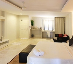 Трёхместный номер Deluxe в Surintra Boutique Resort