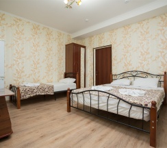 Трехместный номер "комфорт" в Hotel-st