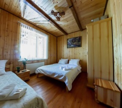 Семейный номер в Скандинавском стиле в Mountain Saniba eco hotel