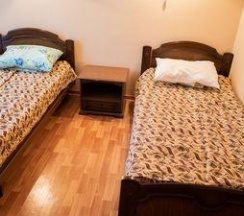 2-комнатный номер студия с 2 односпальными кроватями в Лесной