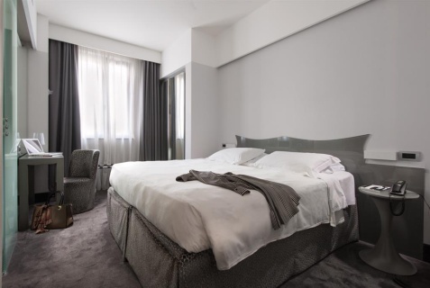 Милан: Отель Hotel Berna