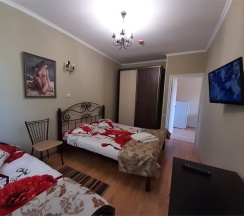 2-х комнатный улучшенный в Райский уголок