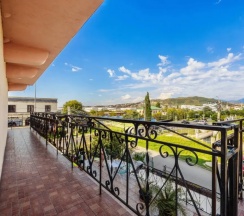 Трёхместный номер с террасой Comfort в Green rent