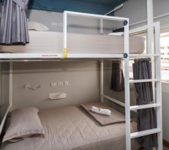 Кровать в общем номере (женский номер) в The Moon Hostel Hua Hin