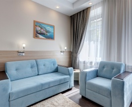 Deluxe в На Смирноvской 25