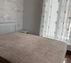 Четырёхместный полулюкс Comfort с балконом и с красивым видом из окна в Гостевой дом White House Sukhum