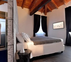 Апартаменты Luxury в Phi Hotel Bologna
