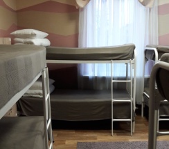 Кровать в общем номере в БМ Хостел Великий Новгород