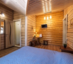 Номер 6 с двуспальной кроватью в Ялта