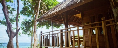 Двухместный номер Standard с видом на море двуспальная кровать в Phi Phi Phu Chalet Resort