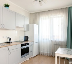 Апартаменты улучшенные Фрунзе,49 16 этаж в AntoninaApartments (АнтонинаАпартментс) на улице Крылова