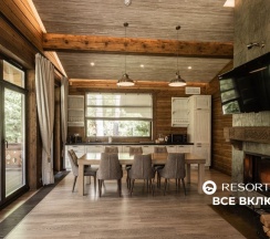 Коттедж «Семейный» в ОхтаПарк