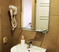 Одноместный номер в Iq hotel
