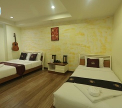 Трёхместная студия односпальная кровать в My Way Hua Hin Music Hotel
