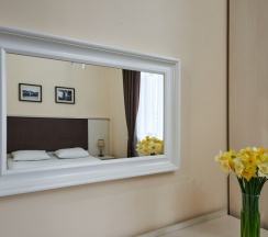 Люкс с 2 комнатами и балконом в Family Park Hotel
