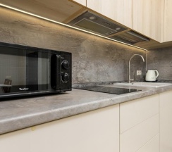 4-местные апартаменты с отдельной спальней и балконом (#52) в Geo Apart