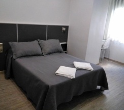 Двухместный номер Standard двуспальная кровать в Hostal Jemasaca - Palma61