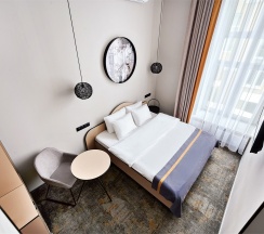 Люкс в Тесла